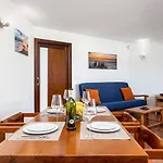 Vakantiehuis House 12 *