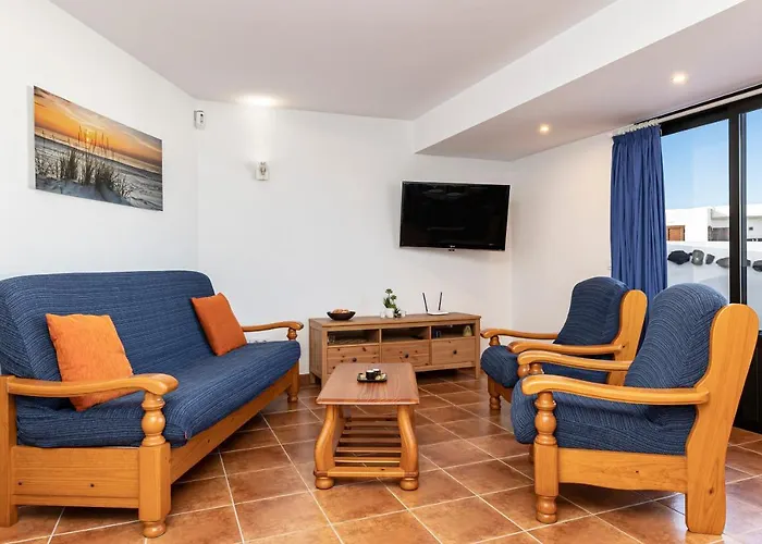 House 12 * פאמארה